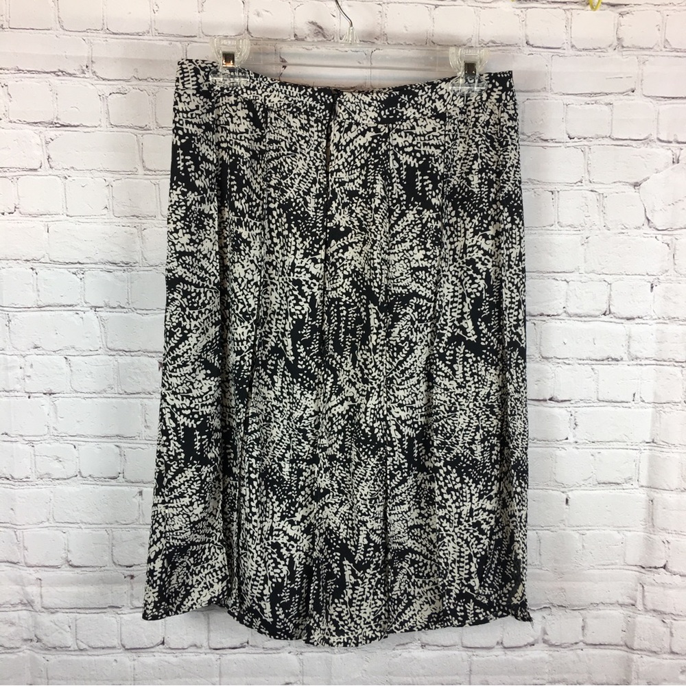 Who what wear black print kneelength skirt lined size 8 - Picture 4 of 8